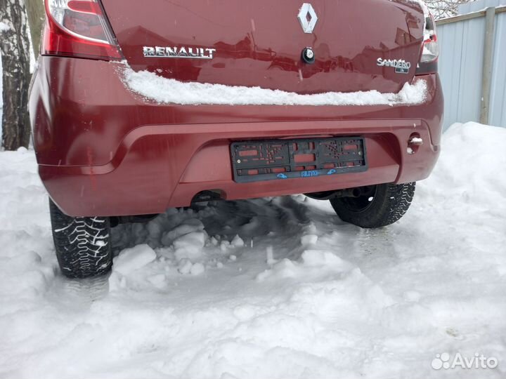 Задний бампер на renault sandero