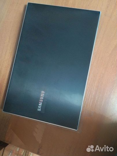 Samsung ноутбук GT 520MX, Core i3-2310m, 6GB