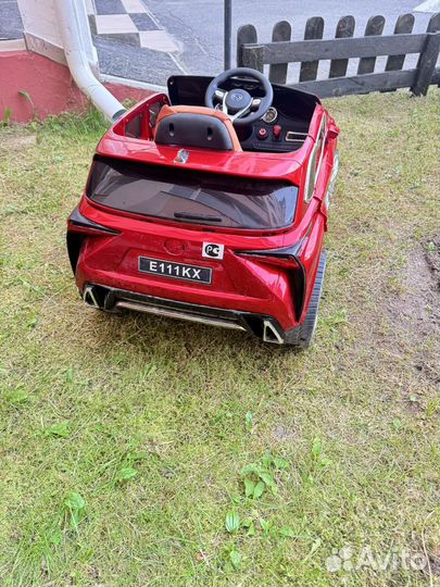 Детский электромобиль