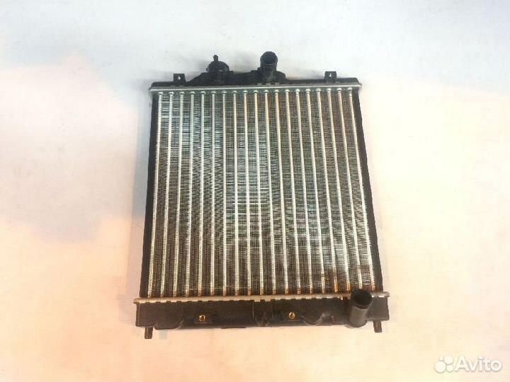 Радиатор охлаждения termal 213309JP МКПП Honda Civ