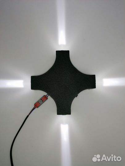 Фасадный светильник