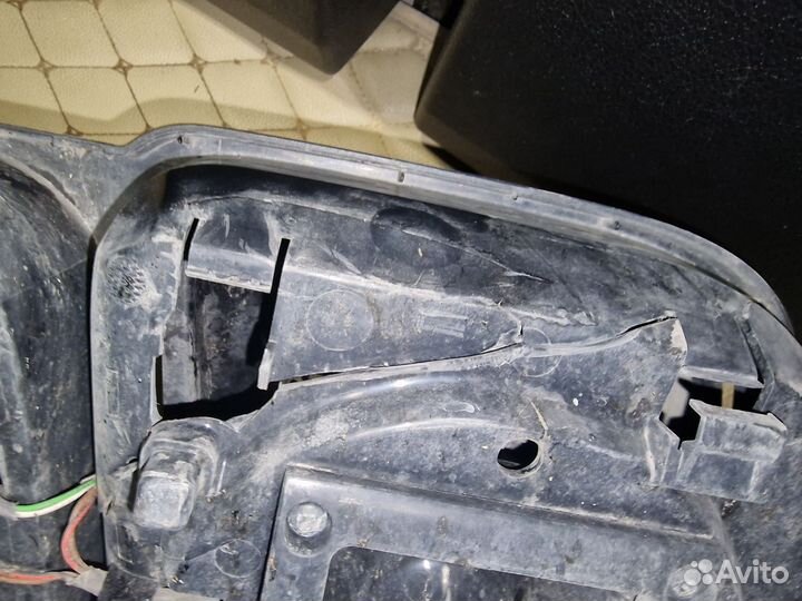 Левое зеркало Mercedes actros mp4