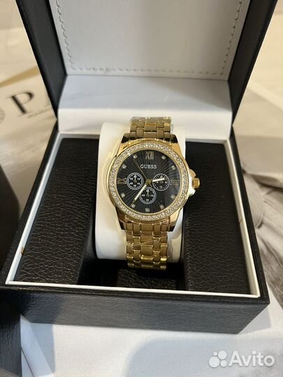Часы guess