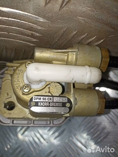 Кран ручного тормоза Knorr MAN