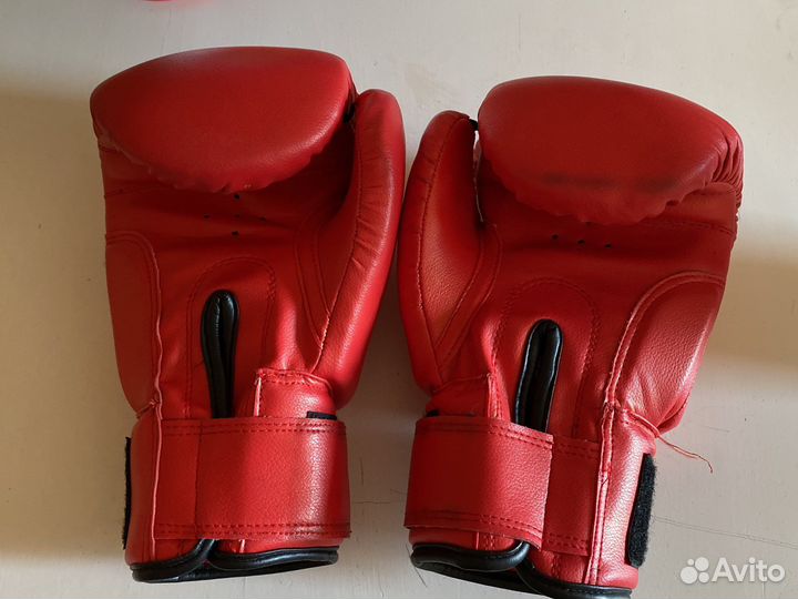 Боксерские перчатки 10 oz детские