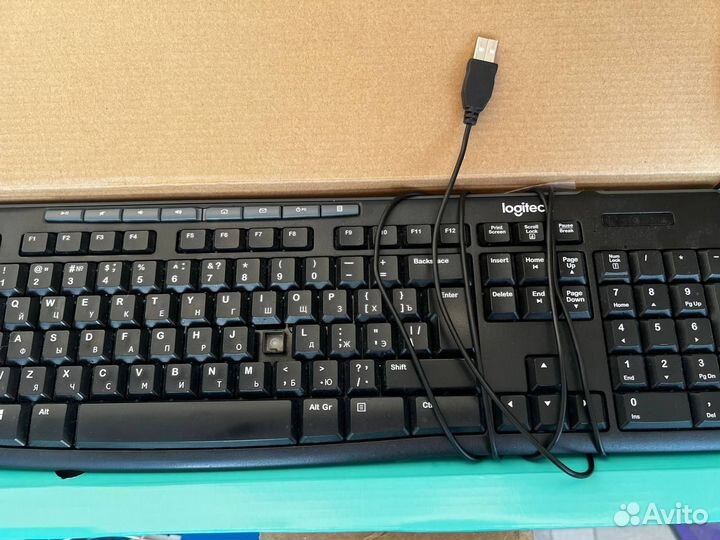 Клавиатура Logitech K200