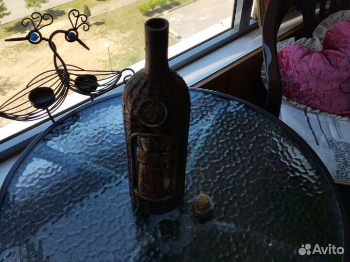 Глиняная бутылка