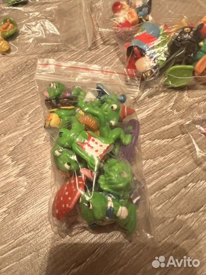 Игрушки из киндер сюрприза Kinder Surprise