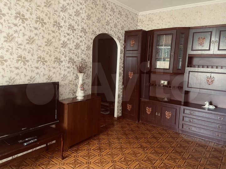 2-к. квартира, 58 м², 4/16 эт.