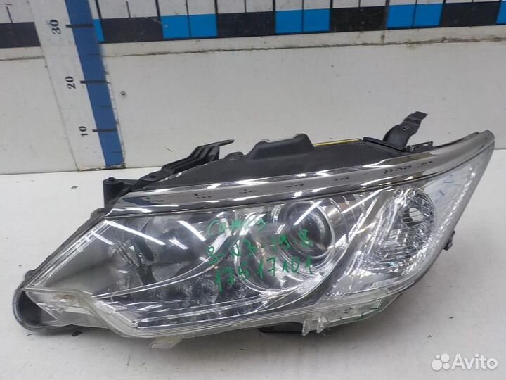 Фара левая Toyota Camry