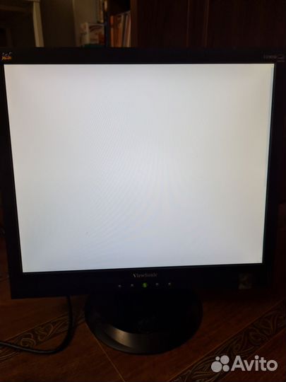 Монитор Viewsonic VA903b