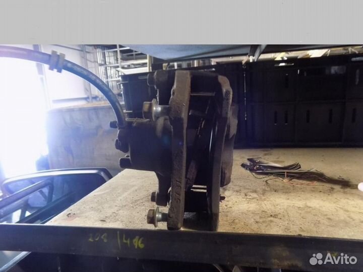 Суппорт передний правый Outlander (GF) 2012