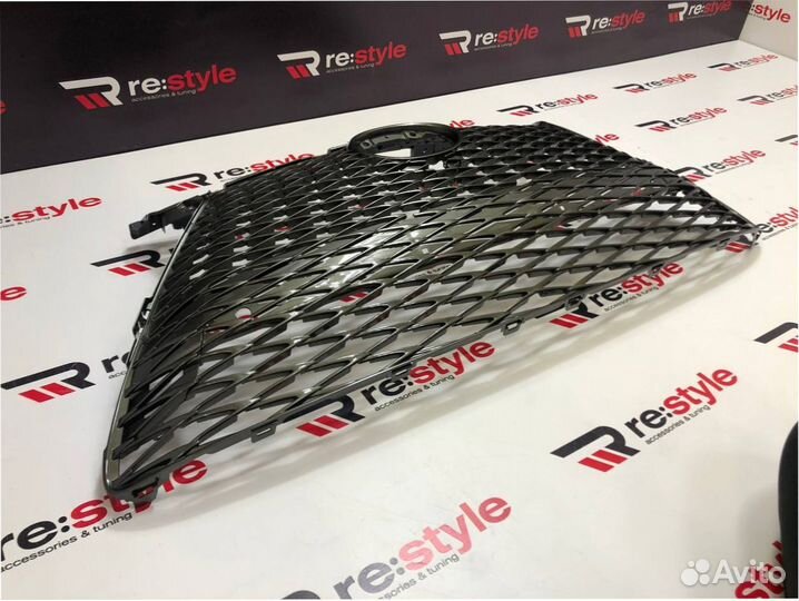 Решетка радиатора Lexus NX200 H354