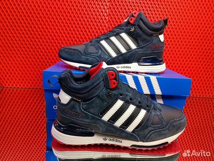 Кроссовки adidas ZX750