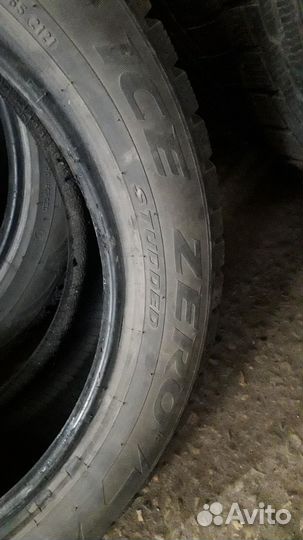 Pirelli Ice Zero 215/50 R17