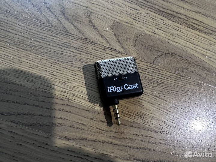 Микрофон для смартфонов iRig Mic Cast