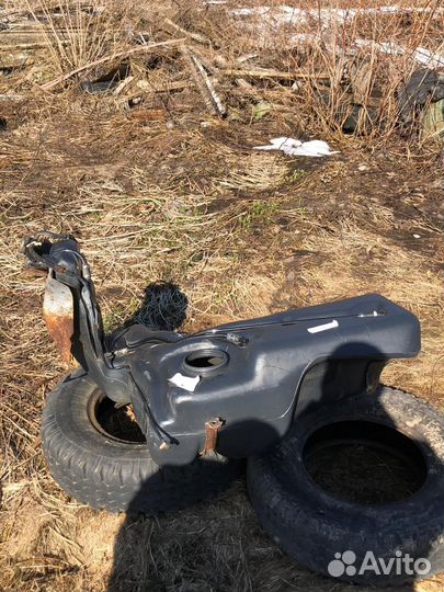 Бензобак audi 80 b4