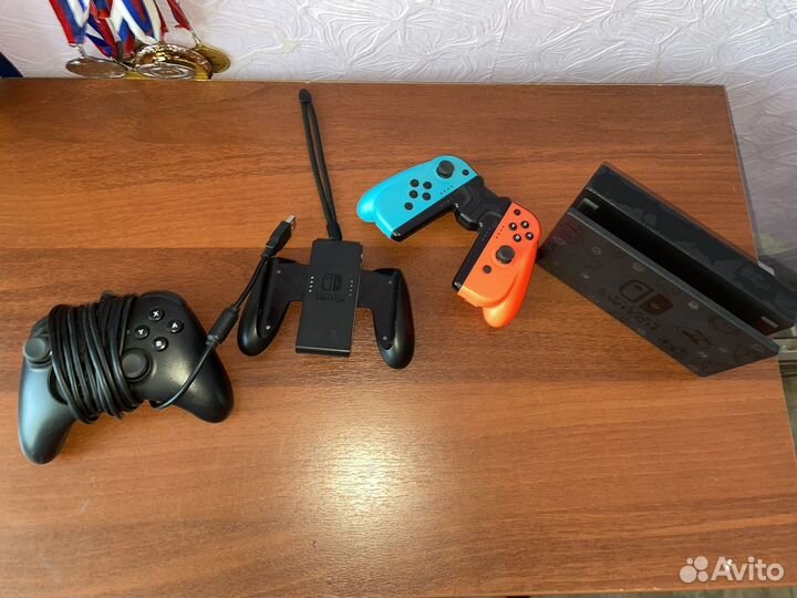 Nintendo switch rev 2 fortnite edition (прошитая)