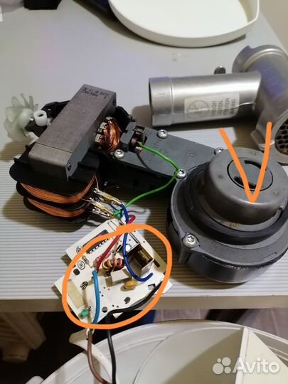 Электро мясорубка бу