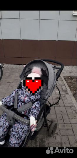 Прогулочная коляска