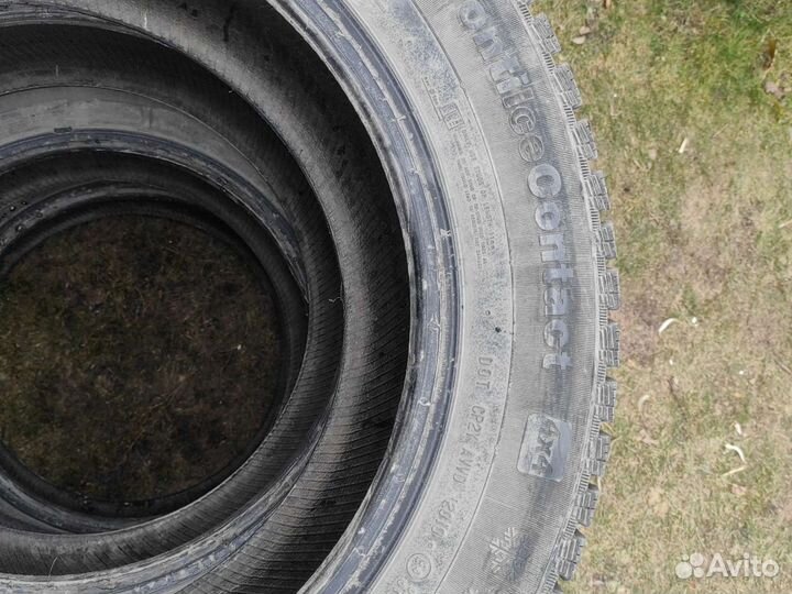 Continental Conti4x4IceContact 225/65 R17