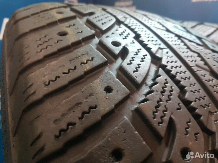 Kumho I'Zen RV Stud KC16 265/60 R18