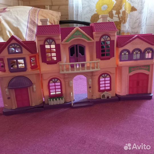 Домик кукольный