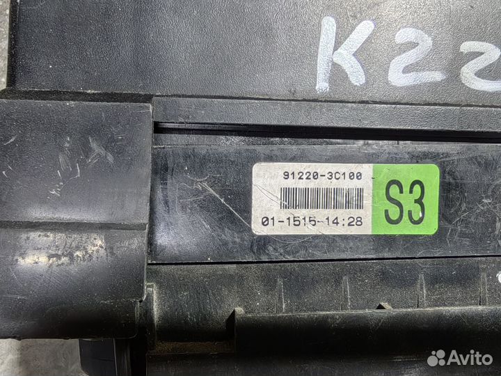 Блок предохранителей Kia Magentis 1 912203C100