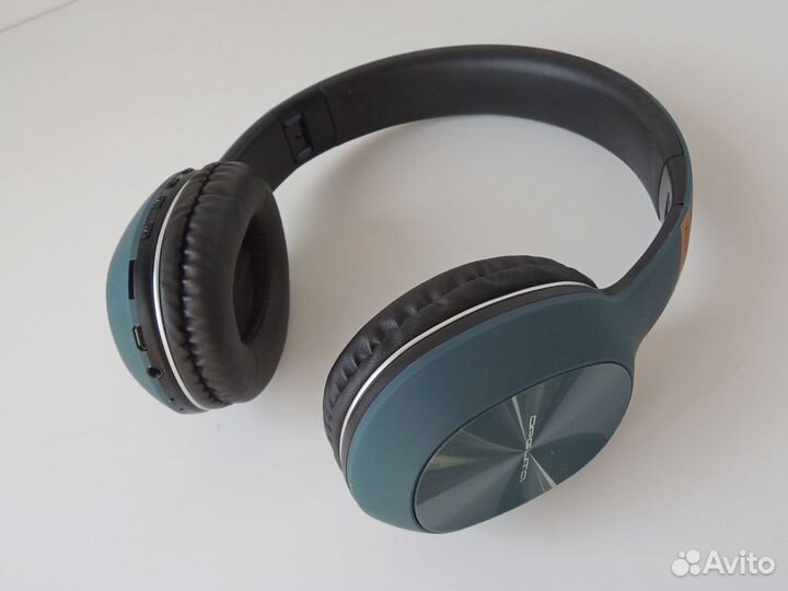 Беспроводные наушники 