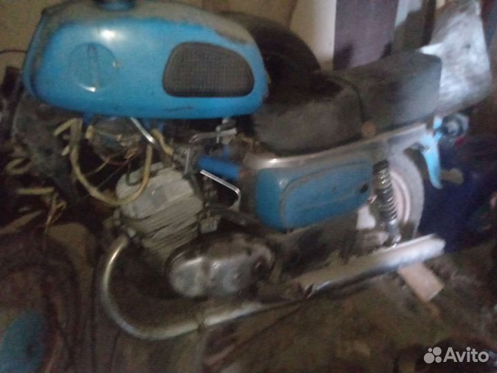 Мотоцикл восход 3м без передний вилки