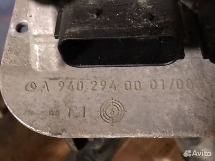 Педальный узел А9402940301/004 Mercedes Atego