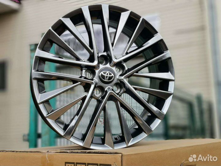 Камрики R17 5-114,3 toyota новые диски