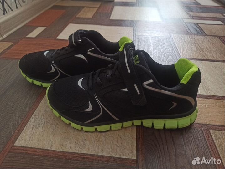 Кроссовки, ботинки на мальчика