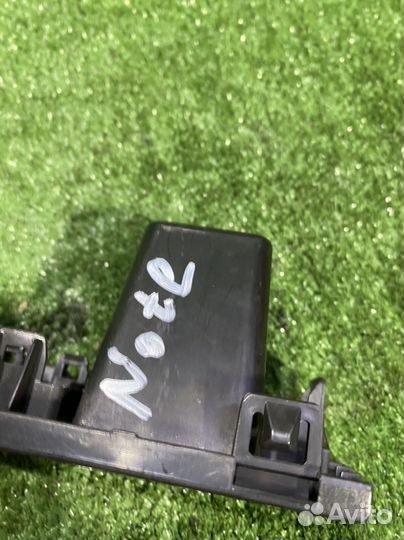 Блок управления зеркал nissan note e11