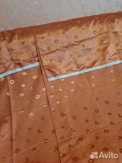 Портьеры атласные абрикос.цвета,новые