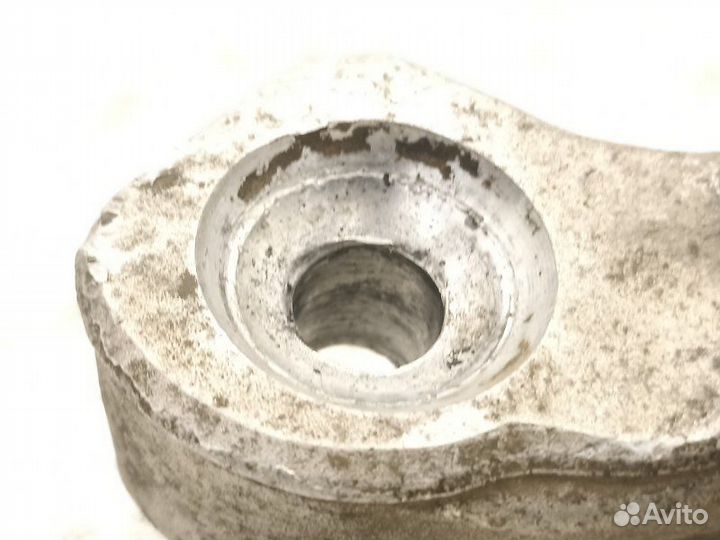 Рычаг подвески нижний передний правый Bmw 5-Series