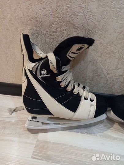 Продам коньки