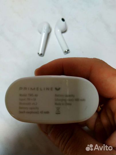 Беспроводные наушники TWS