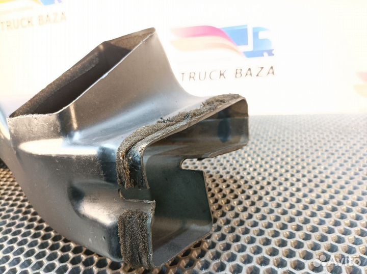 Воздуховод салонный Volvo FH