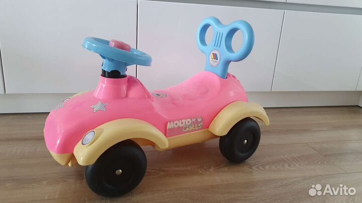 Машинка-каталка