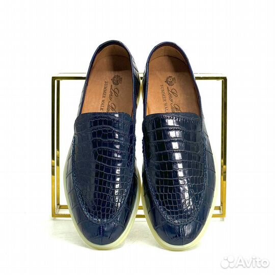 Лоферы из кожи крокодила Loro piana