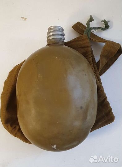 Фляжка для питьевой воды армейская