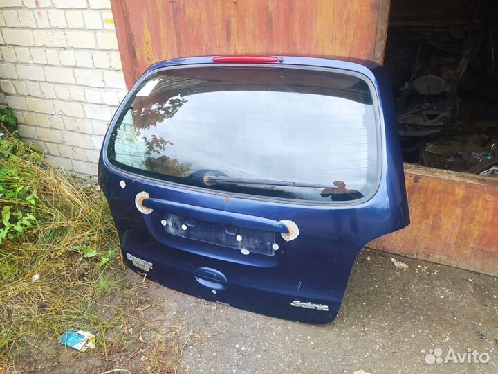 Крышка багажника на renault scenic