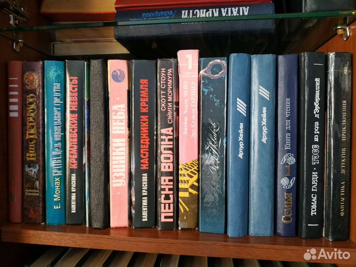 Книги, много разных