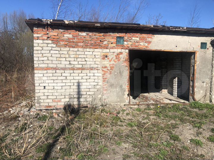 Гараж, > 30 м²