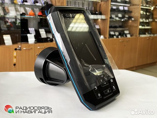 Эхолот Garmin Striker Vivid 4 CV