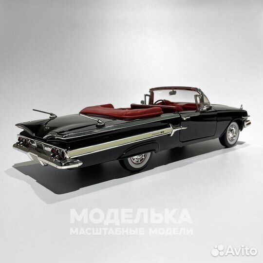 Модель автомобиля 1960 Chevy Impala 1:18