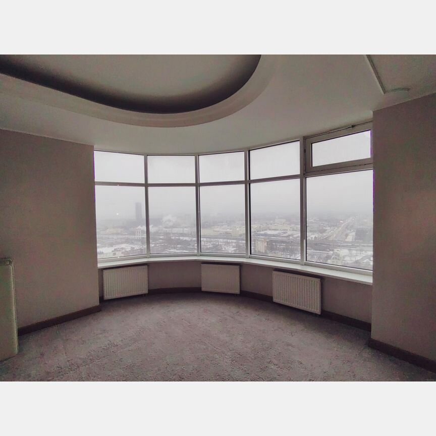 3-к. квартира, 144 м², 35/58 эт.