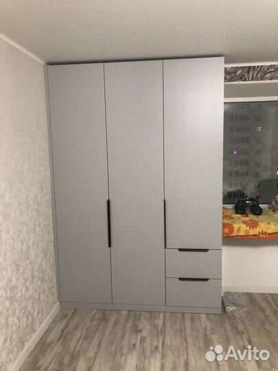 Шкаф в прихожую