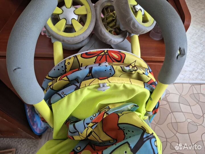 Прогулочная коляска трость